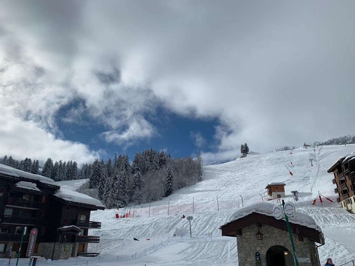 Valmorel Studio Skis Aux Pieds Buitenkant foto